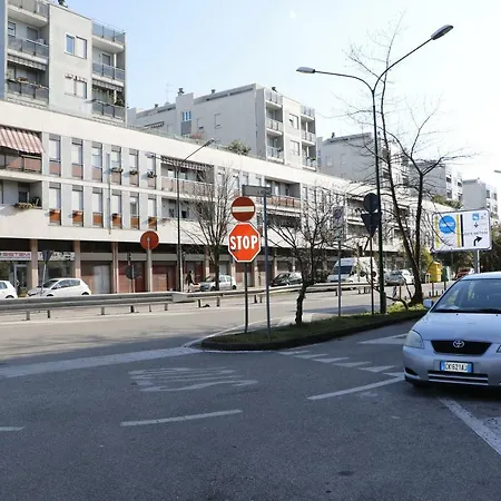 Residentes De Venecia 梅斯特雷